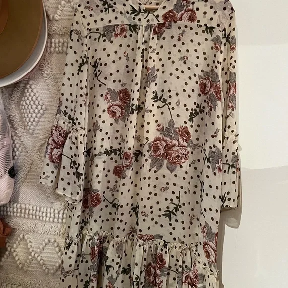 Sheer tunic - Picture 4 of 6